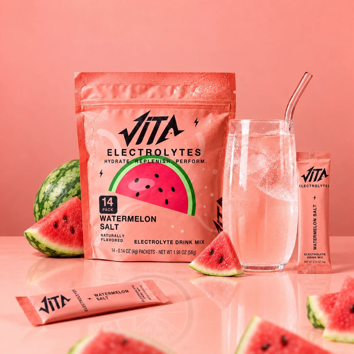 Sachet VITA Pastèque Salée, un verre d’eau et de la pastèque